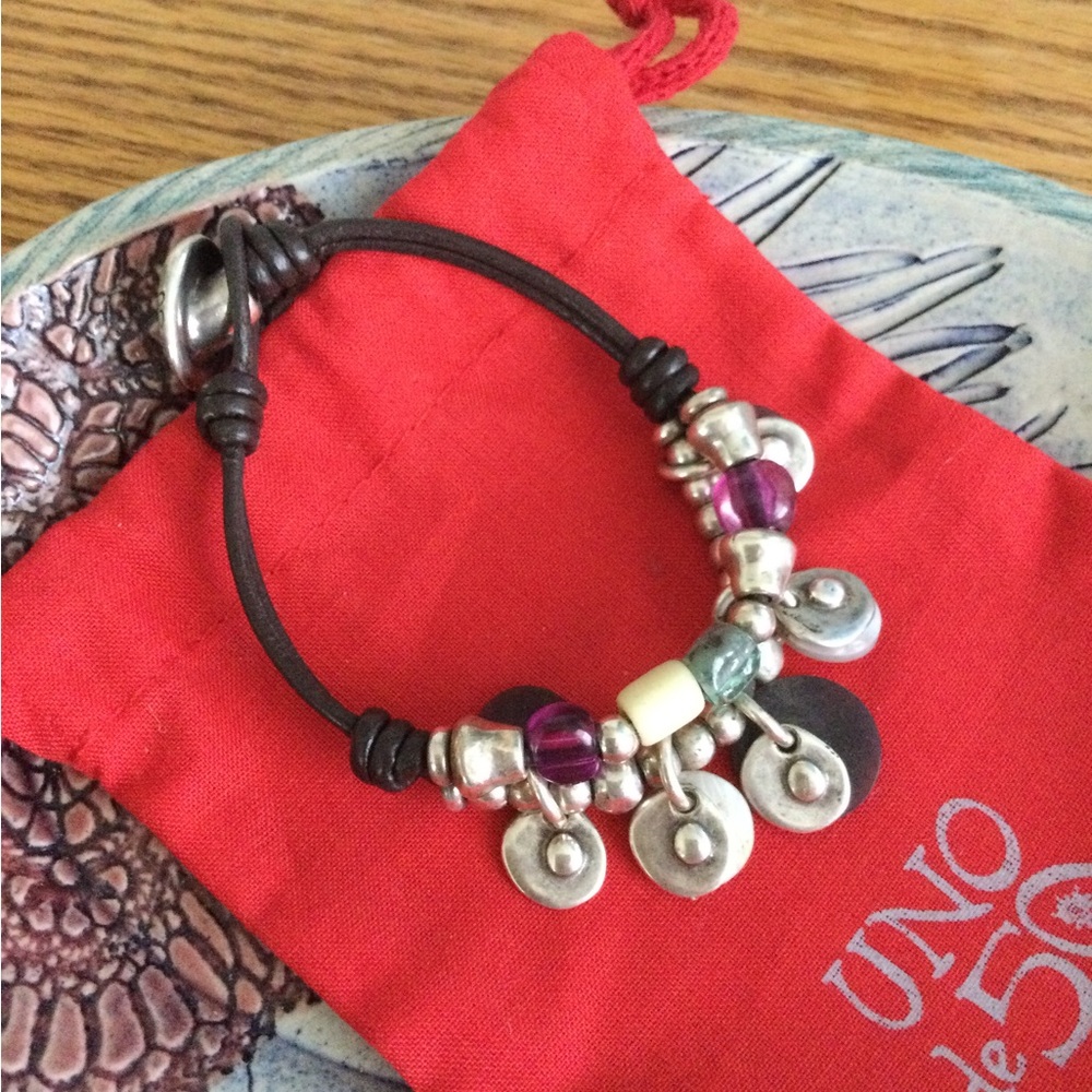 Exclusive Uno de 50 Silver and Leather Bracelet